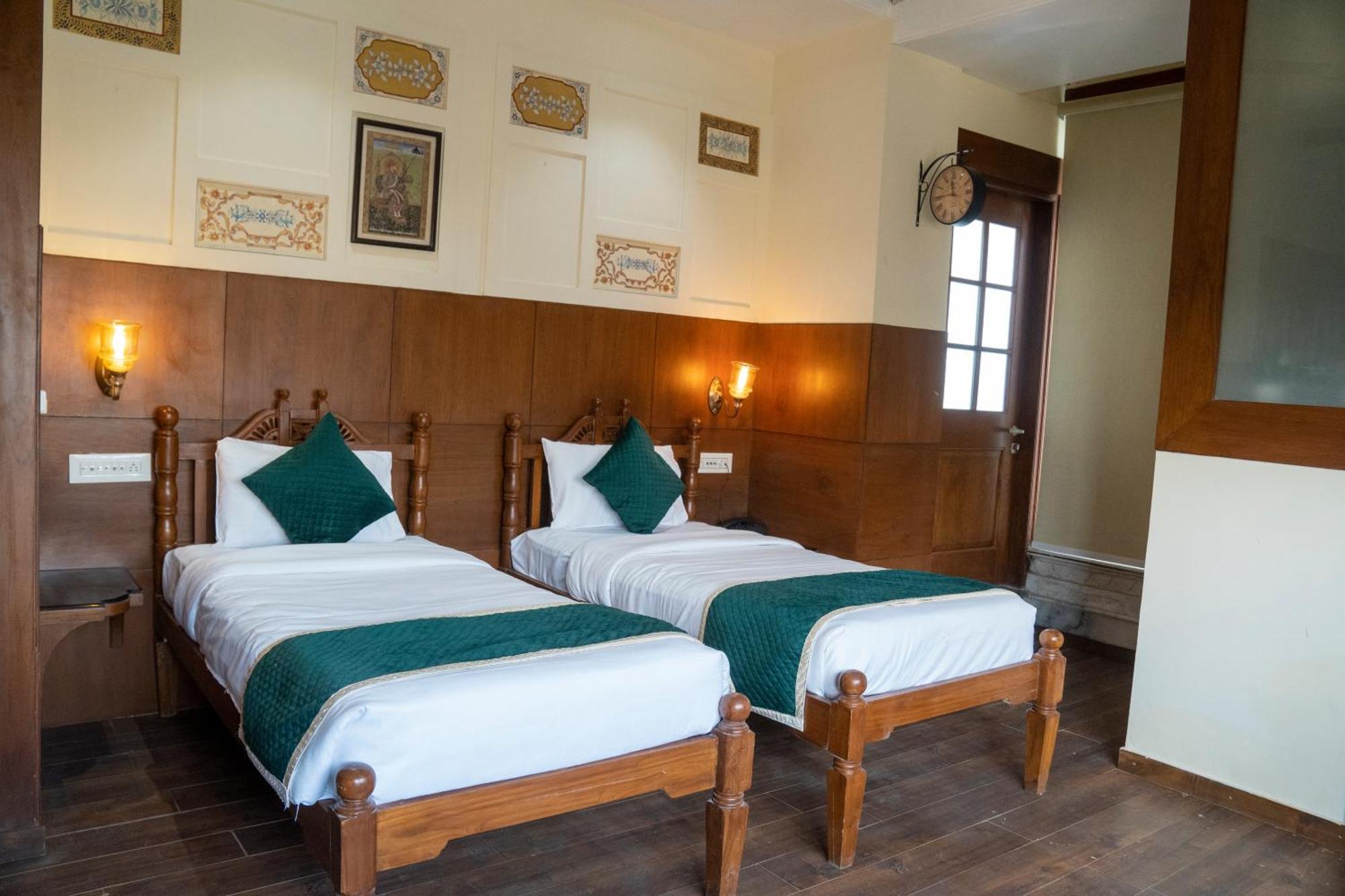 Hotel Sun Grand Agra  Eksteriør bilde